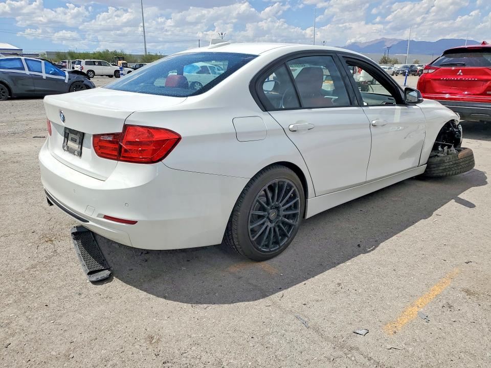 Zdjęcie 3 z aukcji – 2012 BMW 328 z VIN WBA3A5C59CF347565