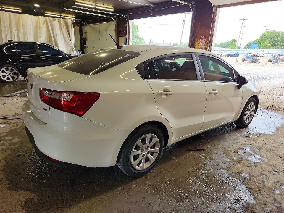 Photo 3 from auction – 2016 KIA RIO with VIN KNADM4A32G6540783