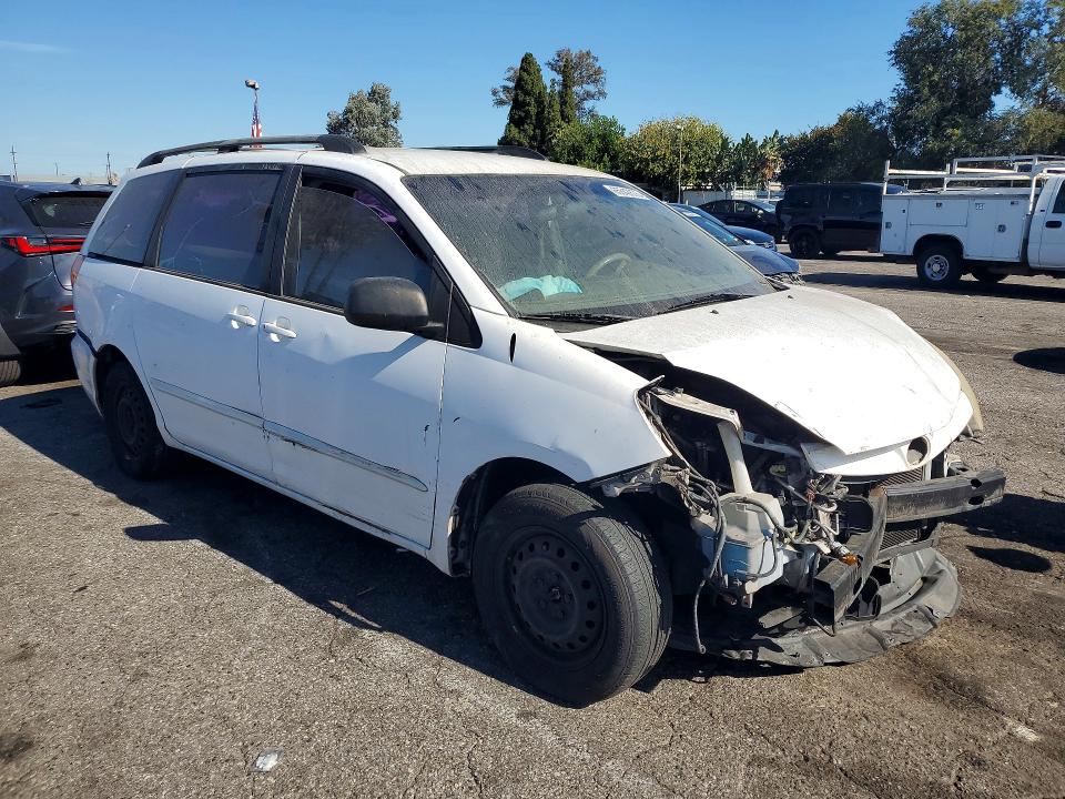 Photo 4 from auction – 2006 TOYOTA SIENNA with VIN 5TDZA23C86S467601