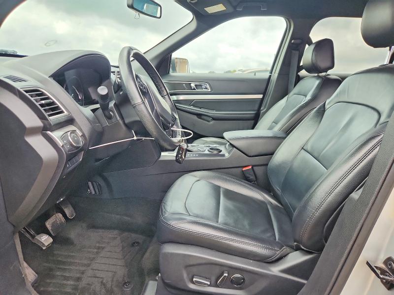Photo 7 from auction – 2017 FORD EXPLORER with VIN 1FM5K7D81HGA73899