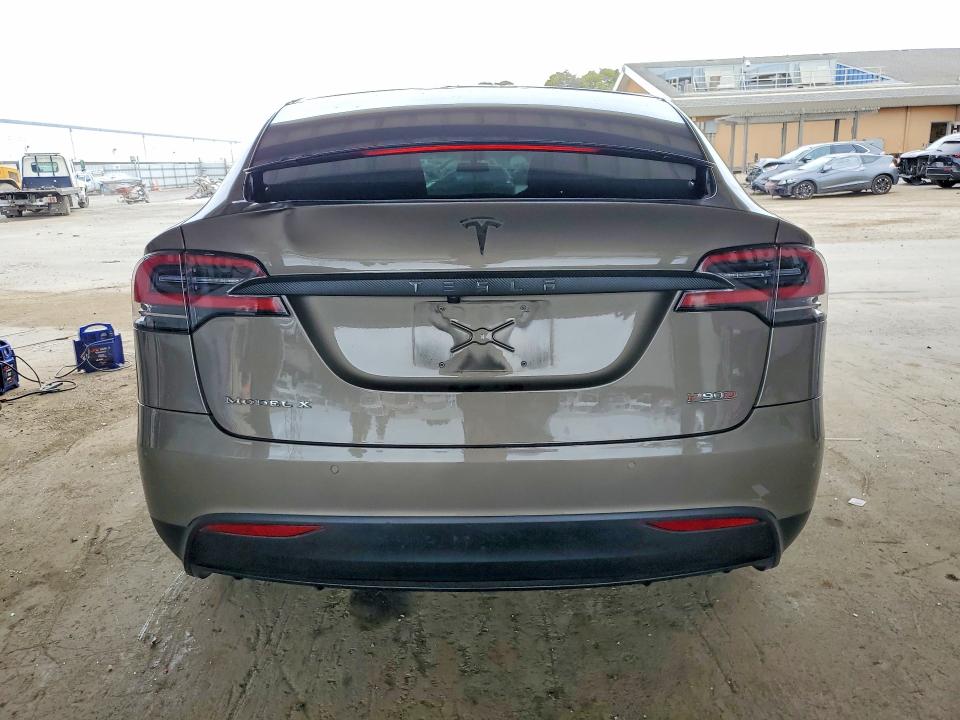 Foto 6 de la subasta – 2016 TESLA MODEL X con VIN 5YJXCBE41GF000677
