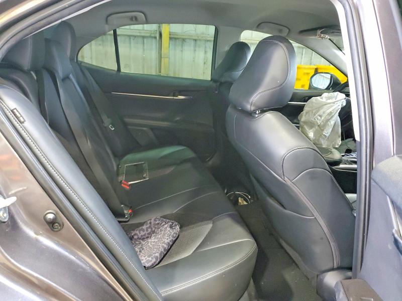 Photo 10 from auction – 2022 TOYOTA CAMRY with VIN 4T1K61AK7NU717147