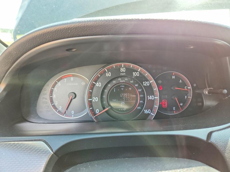 Photo 9 from auction – 2016 HONDA ACCORD with VIN 1HGCT1B84GA005091