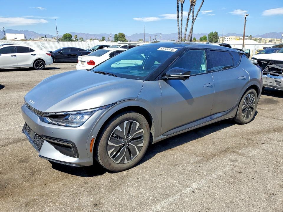 KIA EV6 2024 con VIN KNDC44LA2R5225002 - Foto de la subasta