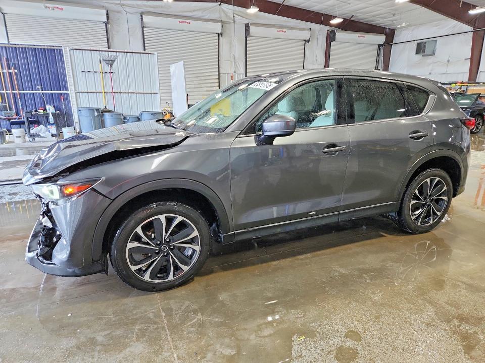 MAZDA CX-5 2022 with VIN JM3KFBDM7N0581009 - Photo from auction