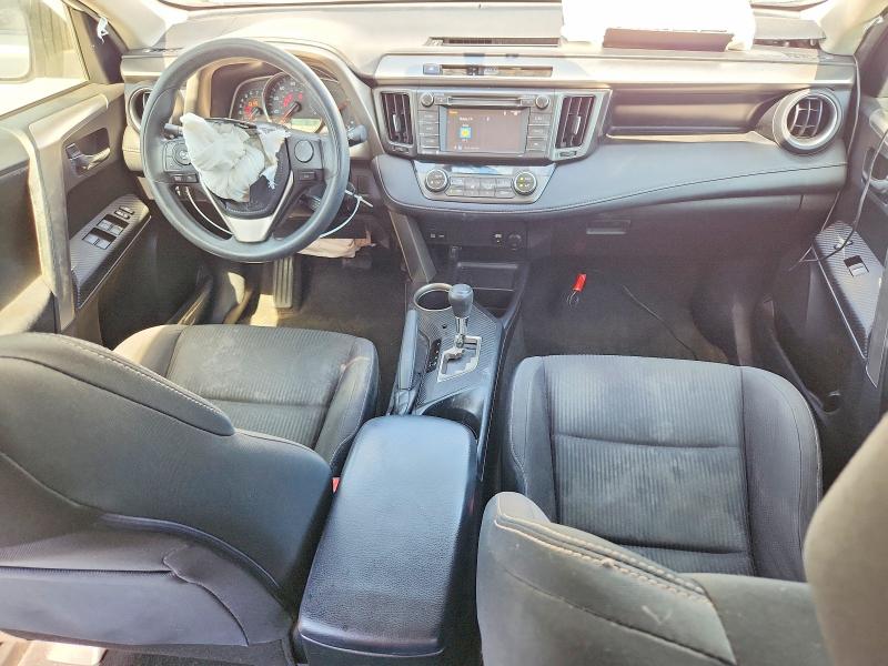 Photo 8 from auction – 2015 TOYOTA RAV4 with VIN JTMWFREV9FJ044888