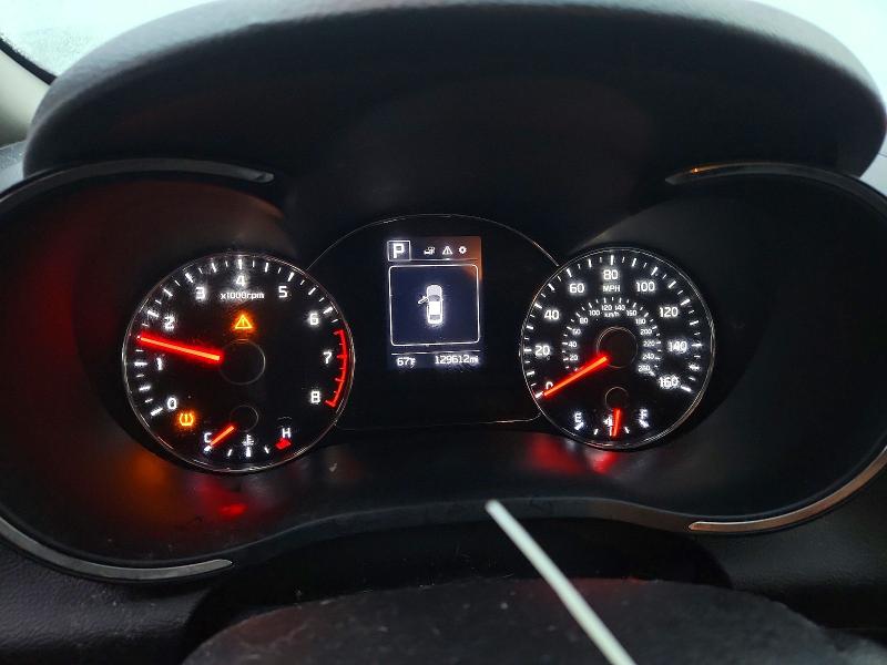 Photo 9 from auction – 2018 KIA FORTE with VIN 3KPFK4A79JE284891