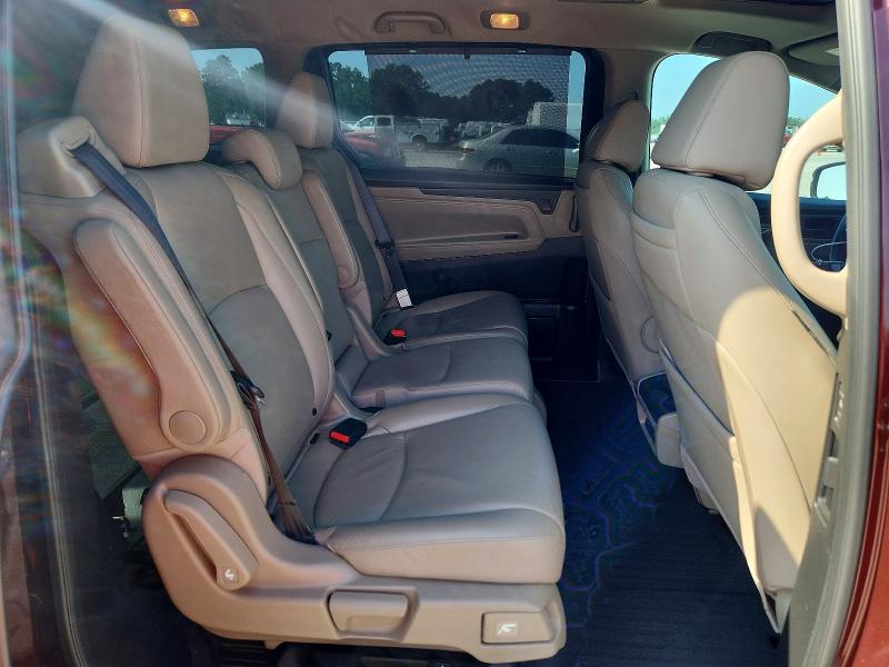 Photo 11 from auction – 2018 HONDA ODYSSEY with VIN 5FNRL6H75JB072365