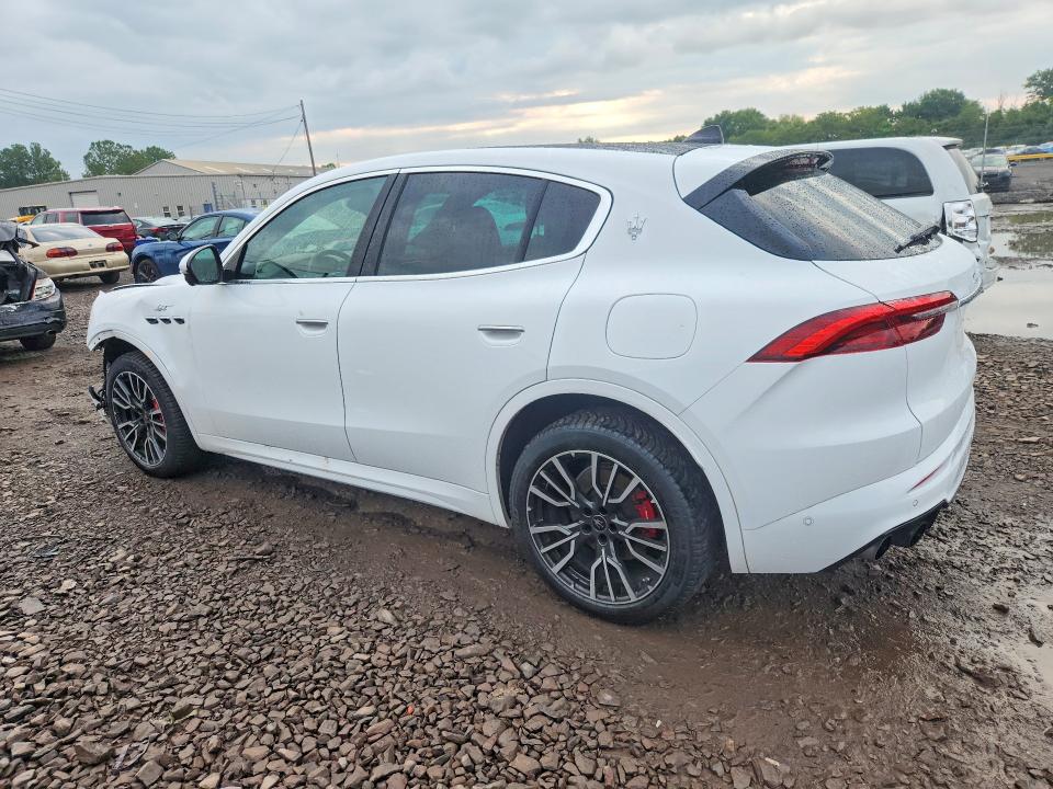 Photo 2 from auction – 2023 MASERATI GRECALE with VIN ZN682AVAXP7416254
