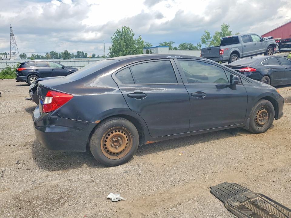 Photo 3 from auction – 2012 HONDA CIVIC with VIN 2HGFB2F47CH063057