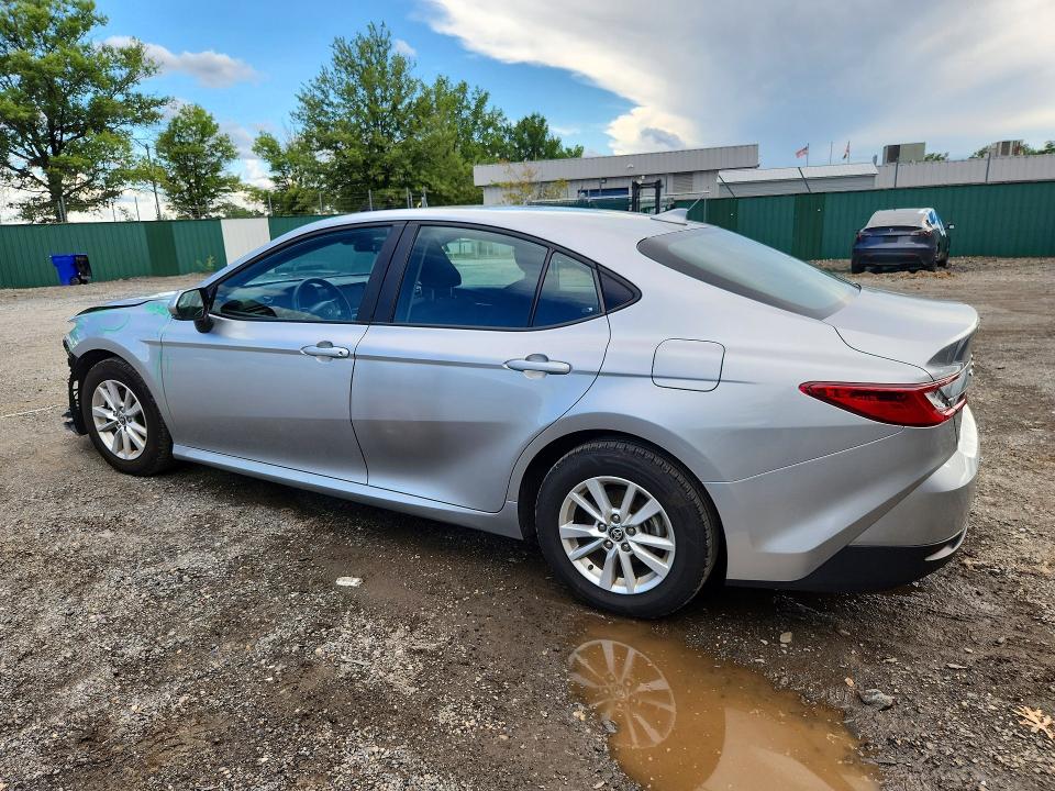Photo 2 from auction – 2025 TOYOTA CAMRY with VIN 4T1DAACK5SU520171
