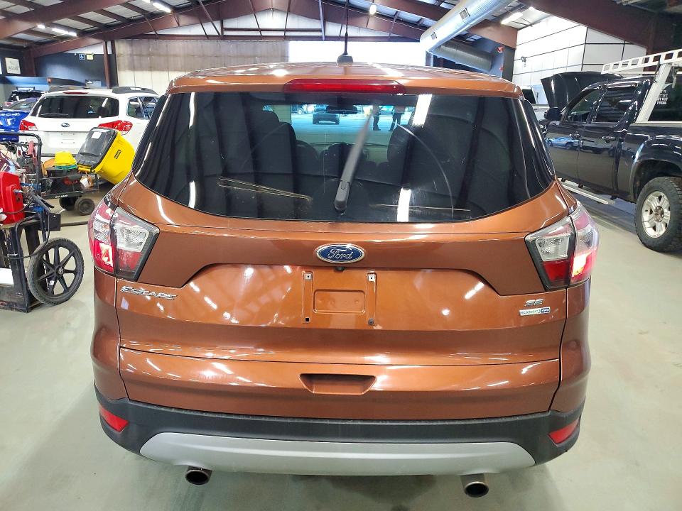 Photo 6 from auction – 2017 FORD ESCAPE with VIN 1FMCU9GD1HUA86966