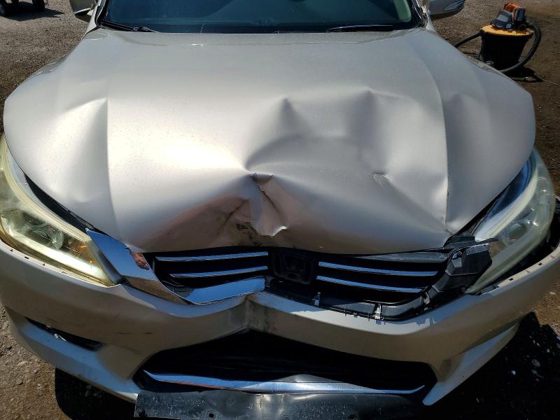 Photo 11 from auction – 2015 HONDA ACCORD with VIN 1HGCR2F7XFA163794