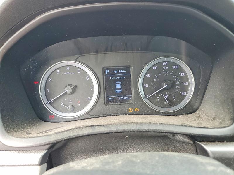 Photo 9 from auction – 2018 HYUNDAI SONATA with VIN 5NPE24AF2JH599935
