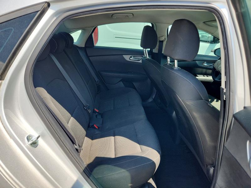 Photo 10 from auction – 2021 KIA FORTE with VIN 3KPF24ADXME362203