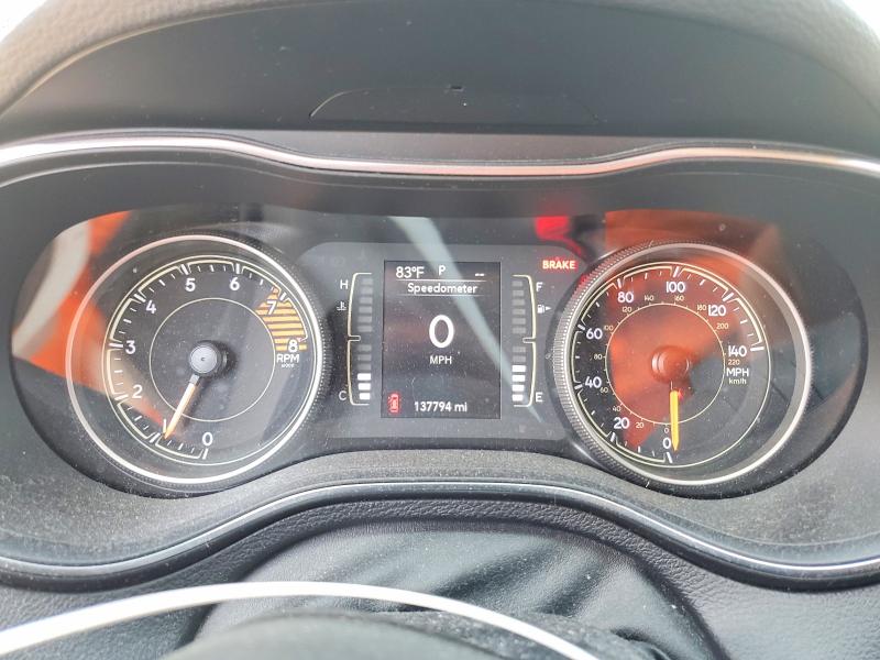 Photo 9 from auction – 2019 JEEP CHEROKEE with VIN 1C4PJLLX0KD301580