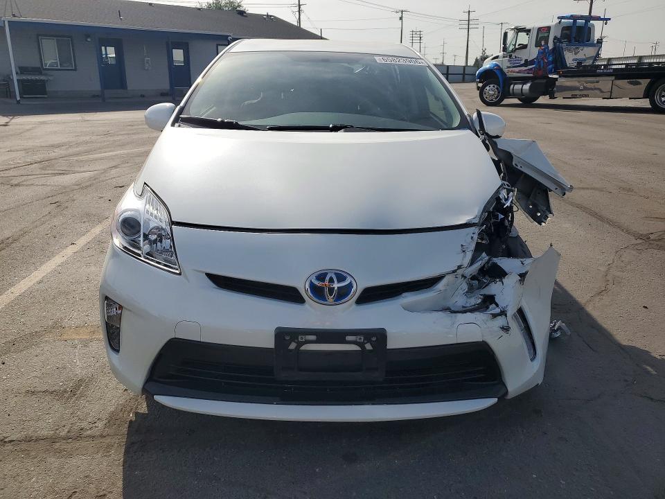 Photo 5 from auction – 2015 TOYOTA PRIUS with VIN JTDKN3DU6F1885607
