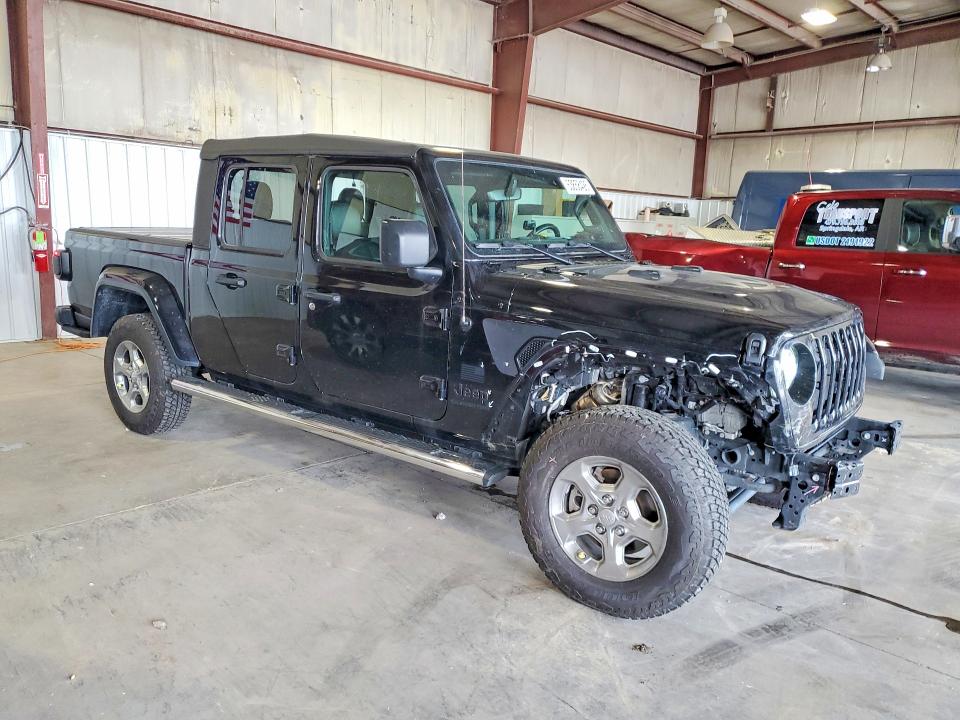 Photo 4 from auction – 2021 JEEP GLADIATOR with VIN 1C6HJTAG5ML571850