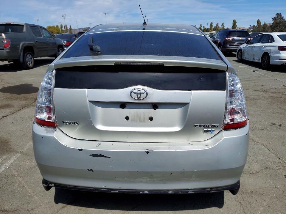 Photo 6 from auction – 2004 TOYOTA PRIUS with VIN JTDKB20UX40045227