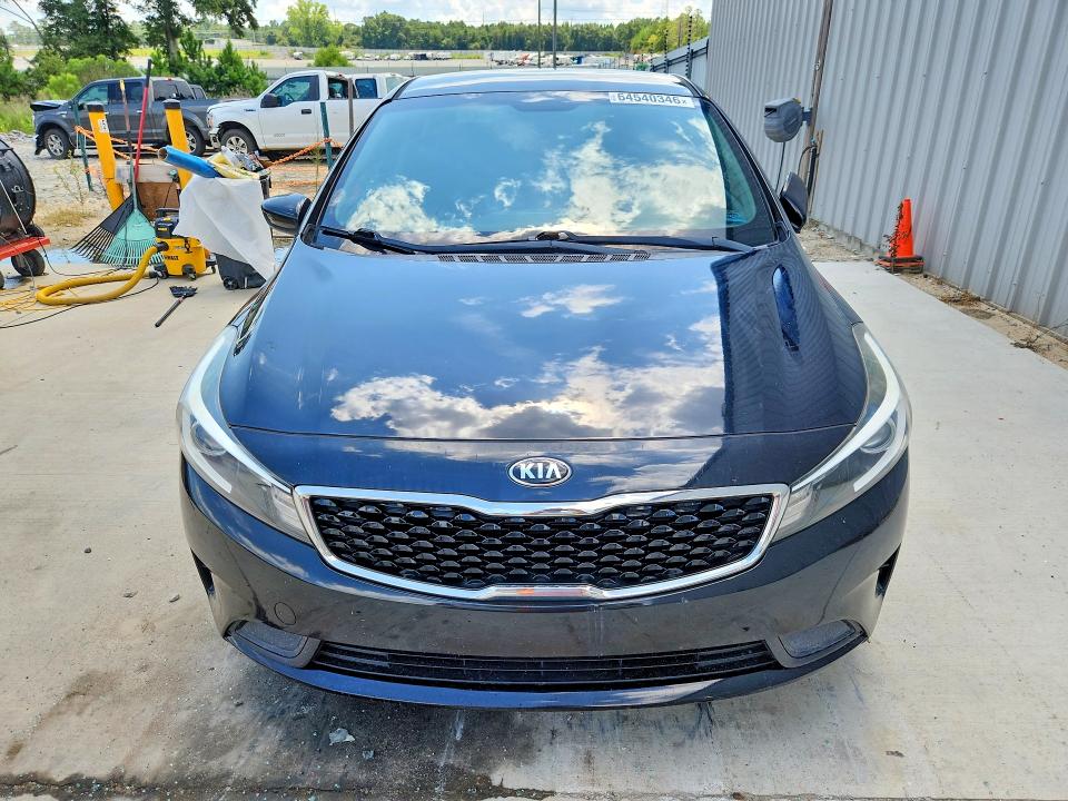Снимка 5 от търг – 2017 KIA FORTE с VIN 3KPFK4A79HE145614