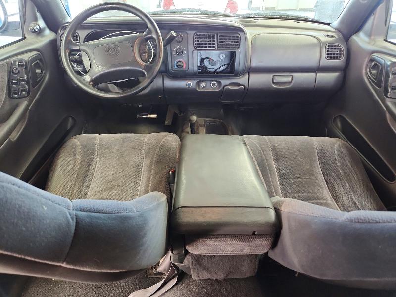Photo 8 from auction – 2000 DODGE DAKOTA with VIN 1B7GG2AN4YS701432