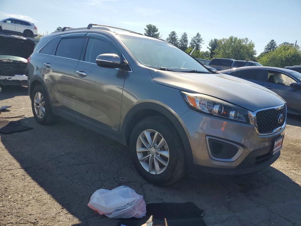 Photo 4 from auction – 2018 KIA SORENTO with VIN 5XYPGDA36JG376207