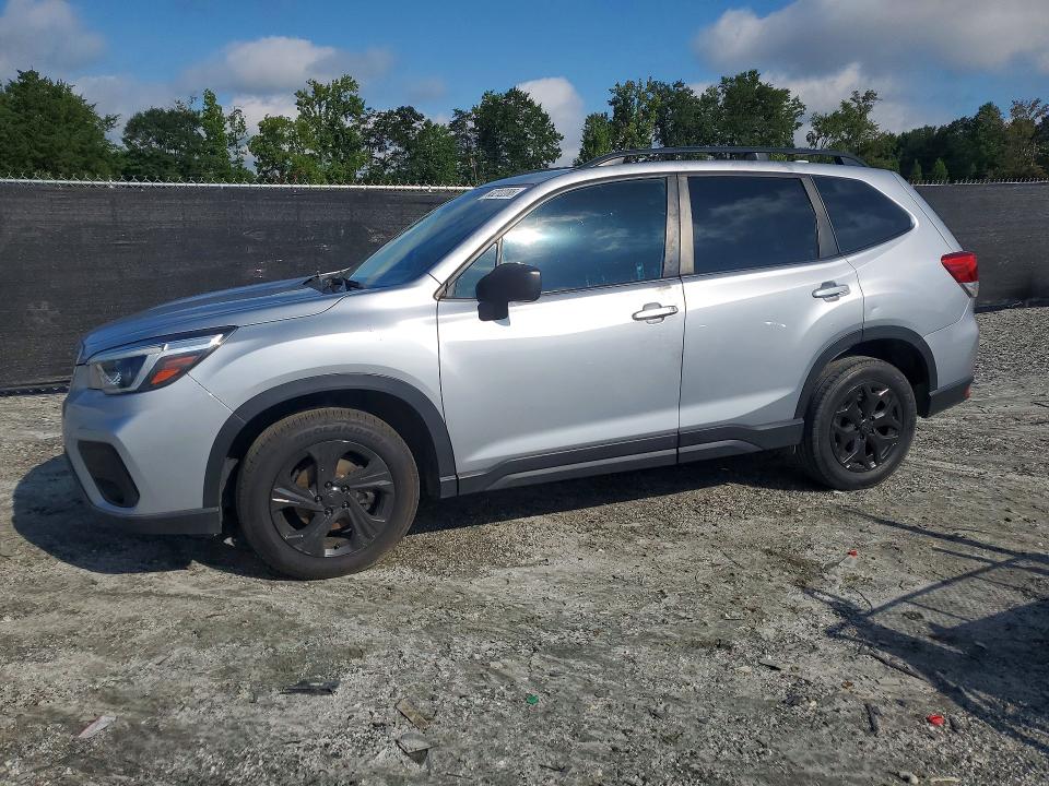 SUBARU FORESTER 2021 z numerem VIN JF2SKADC6MH413840 - Zdjęcie z aukcji