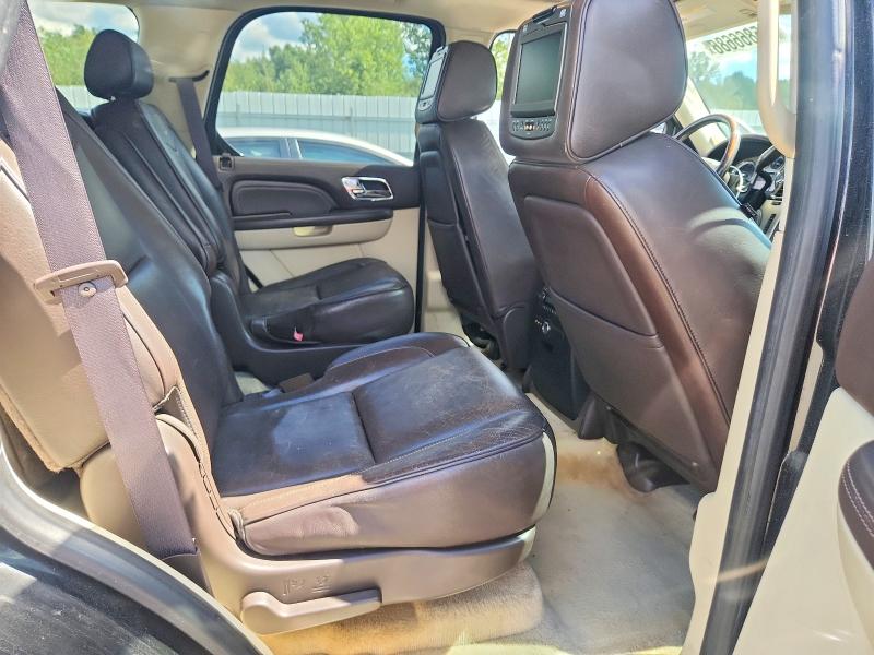 Photo 11 from auction – 2010 CADILLAC ESCALADE with VIN 1GYUKDEF4AR157957