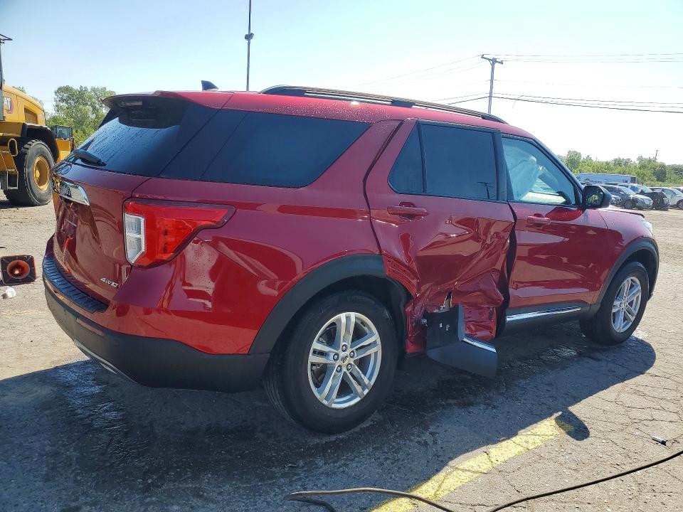 Photo 3 from auction – 2021 FORD EXPLORER with VIN 1FMSK8DH9MGC11367