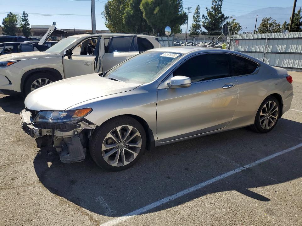 HONDA ACCORD 2013 with VIN 1HGCT2B82DA003681 - Photo from auction