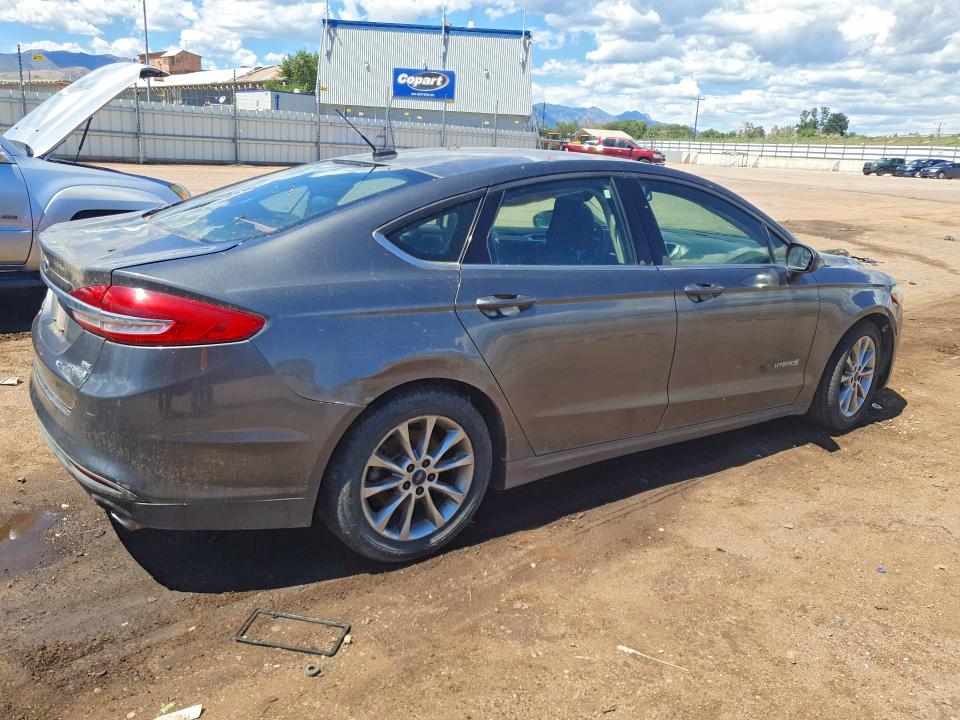 Photo 3 from auction – 2017 FORD FUSION with VIN 3FA6P0LU0HR374775