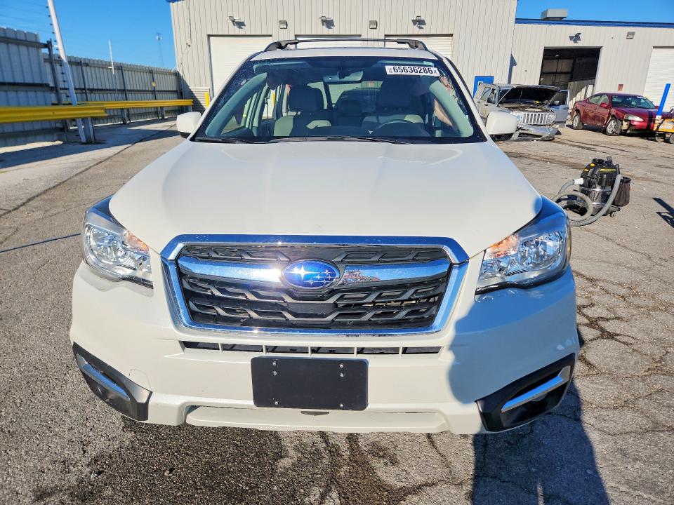 Zdjęcie 5 z aukcji – 2017 SUBARU FORESTER z VIN JF2SJAJC1HH422958