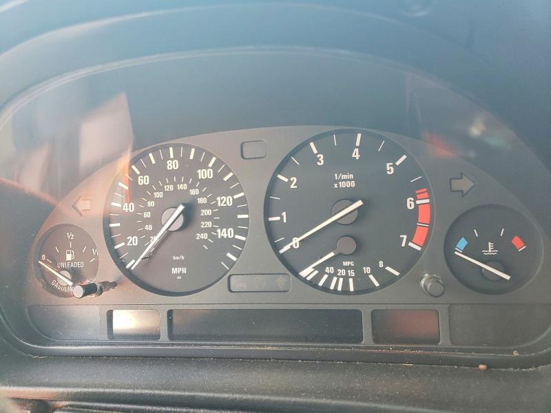 Photo 9 from auction – 2001 BMW 740 with VIN WBAGH83481DP34039