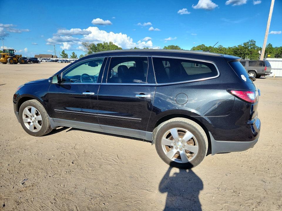 Photo 2 from auction – 2014 CHEVROLET TRAVERSE with VIN 1GNKRJKD4EJ206113