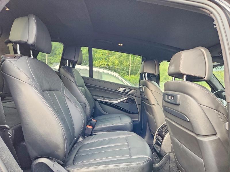 Photo 11 from auction – 2021 BMW X7 with VIN 5UXCW2C00M9H65036