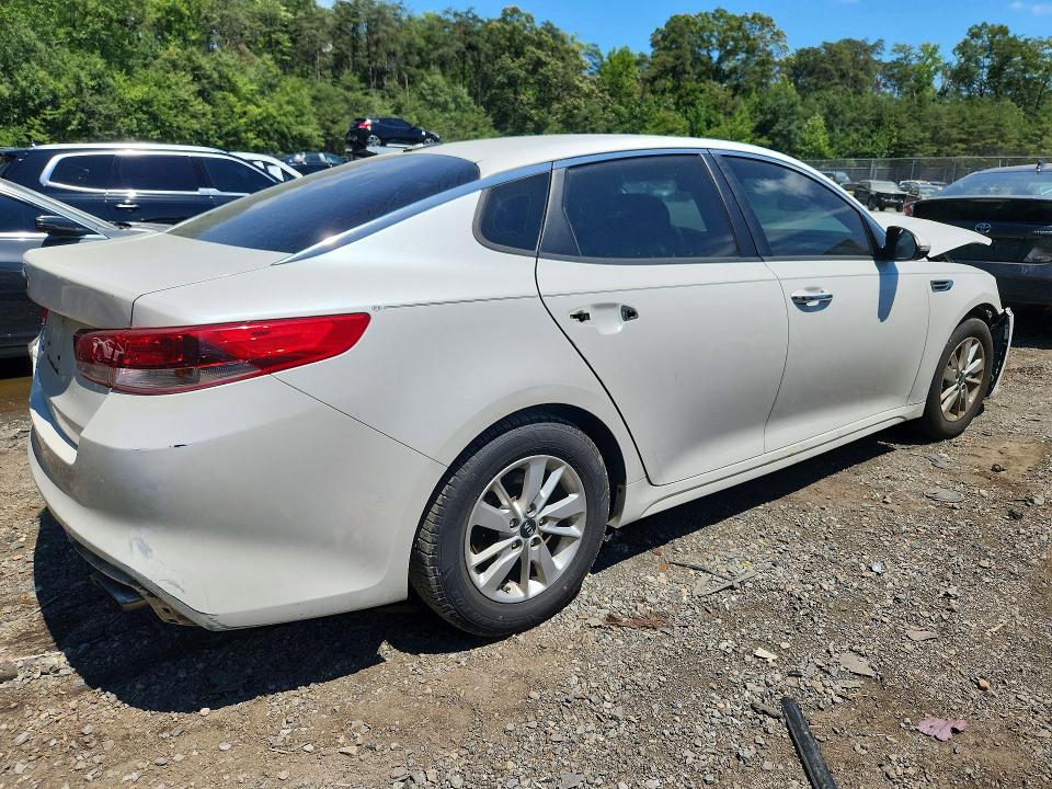 Photo 3 from auction – 2016 KIA OPTIMA with VIN KNAGT4L30G5101228