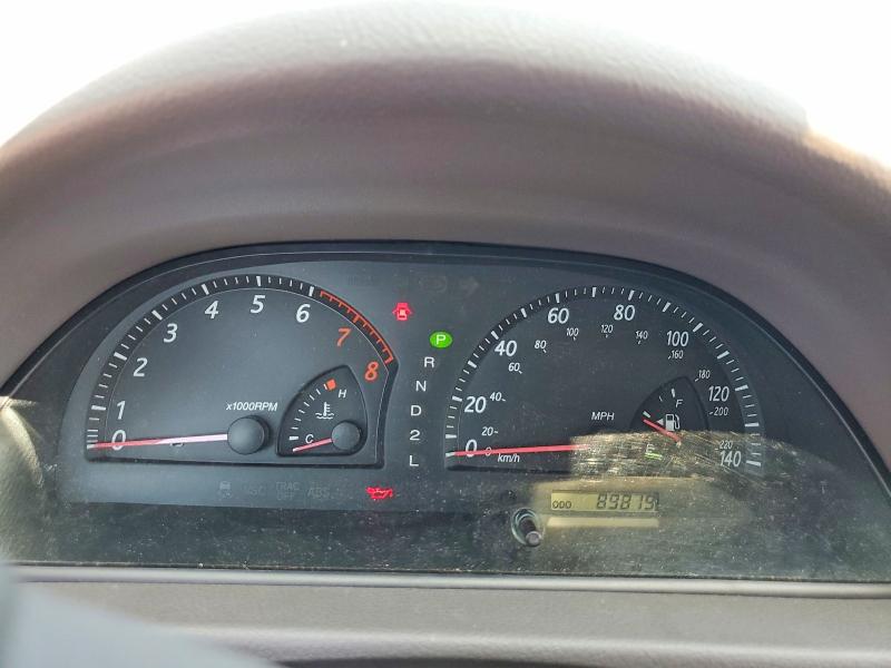Photo 9 from auction – 2002 TOYOTA CAMRY with VIN JTDBE30K920055045