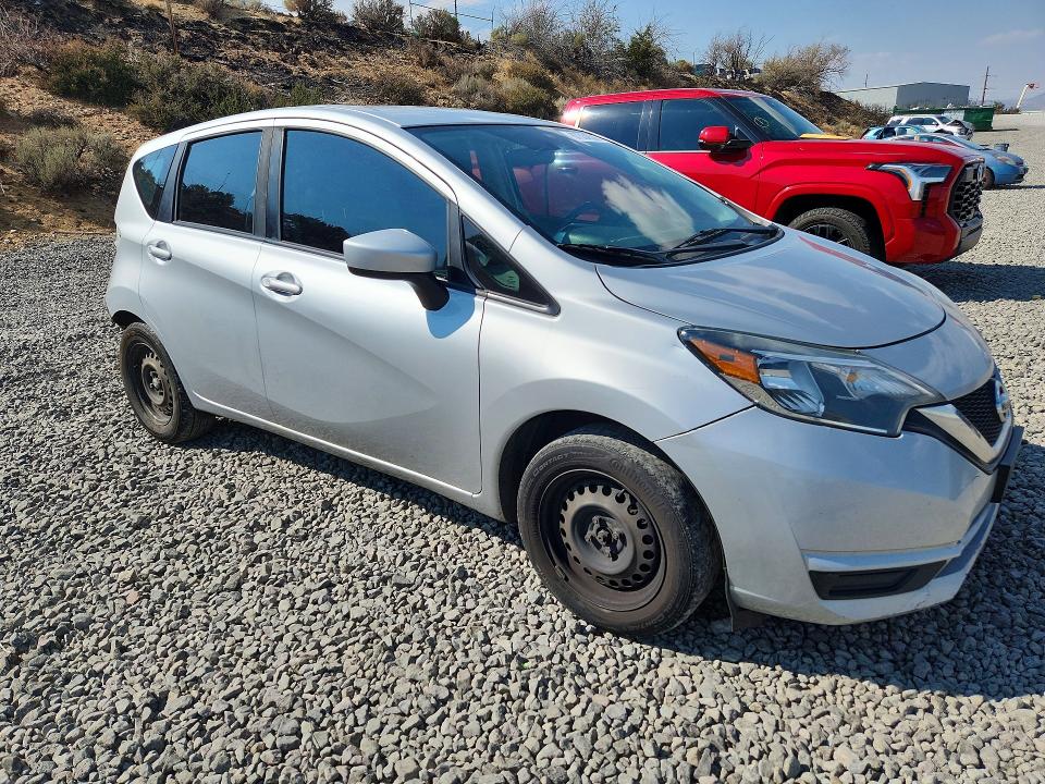 Photo 4 from auction – 2017 NISSAN VERSA NOTE with VIN 3N1CE2CP9HL359707