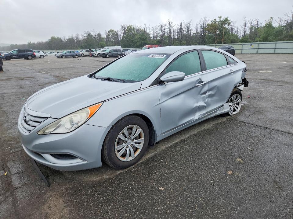 HYUNDAI SONATA 2012 with VIN 5NPEB4AC1CH381400 - Photo from auction