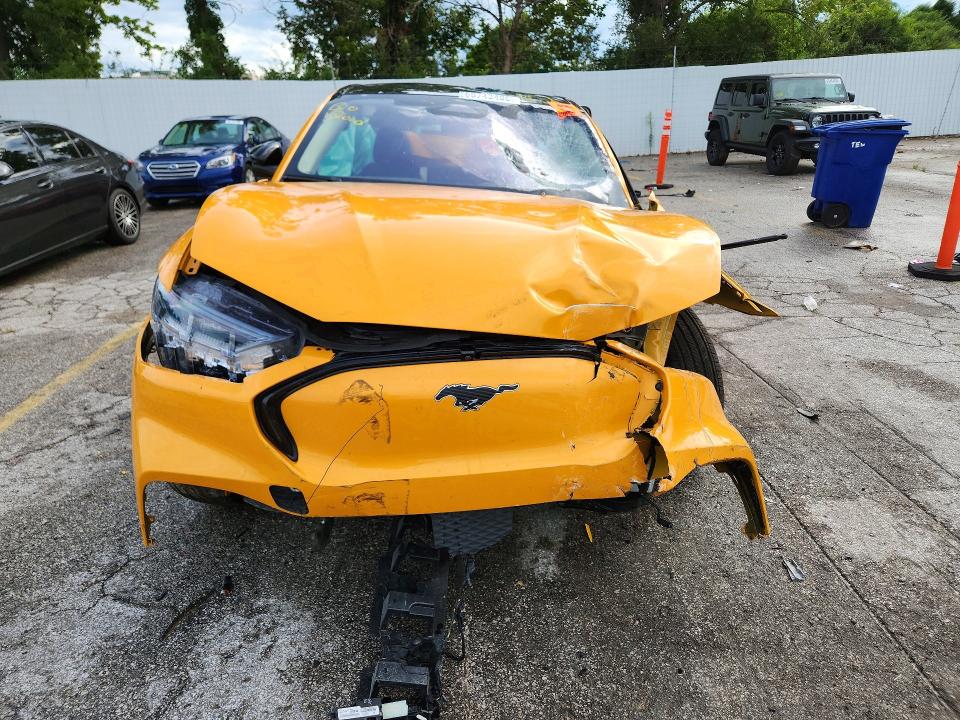 Photo 5 from auction – 2023 FORD MUSTANG MACH-E with VIN 3FMTK3SS0PMA06861