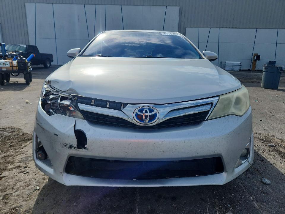 Photo 5 from auction – 2012 TOYOTA CAMRY with VIN 4T1BD1FK5CU062899