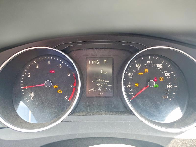 Photo 9 from auction – 2017 VOLKSWAGEN JETTA with VIN 3VW2B7AJ5HM269510