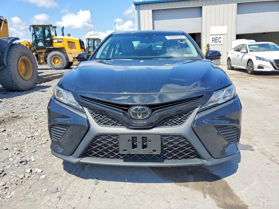 Photo 5 from auction – 2020 TOYOTA CAMRY with VIN 4T1G11AK2LU501255