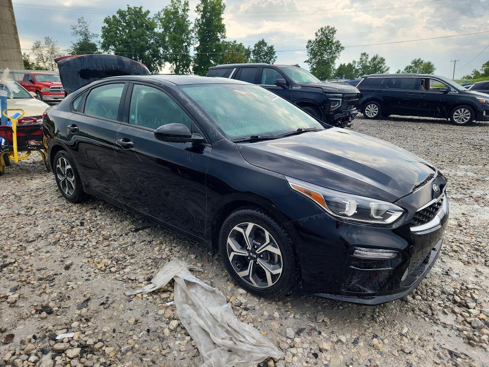 Photo 4 from auction – 2019 KIA FORTE with VIN 3KPF24AD2KE009399