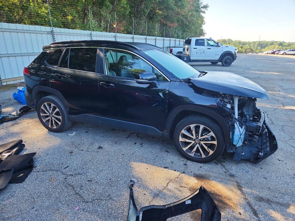 Photo 4 from auction – 2023 TOYOTA COROLLA CROSS with VIN 7MUEAAAG6PV040603