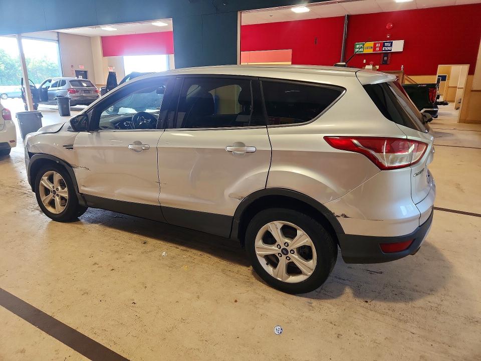 Photo 2 from auction – 2016 FORD ESCAPE with VIN 1FMCU9GX9GUA57210