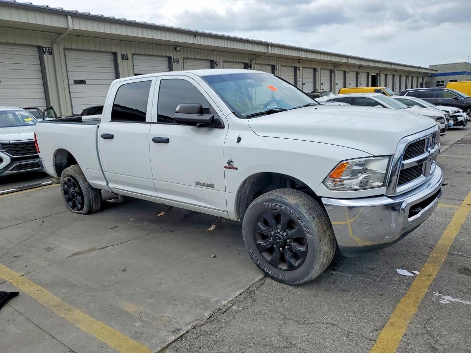 Photo 4 from auction – 2018 RAM 2500 with VIN 3C6UR5CL8JG107229