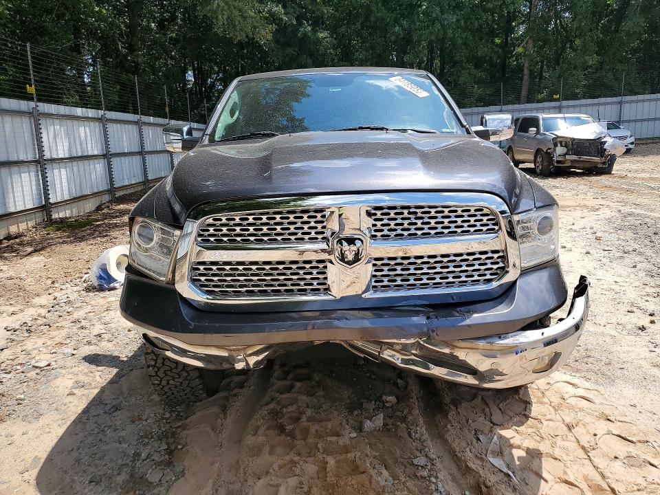 Photo 5 from auction – 2017 RAM 1500 with VIN 1C6RR7NT0HS702433
