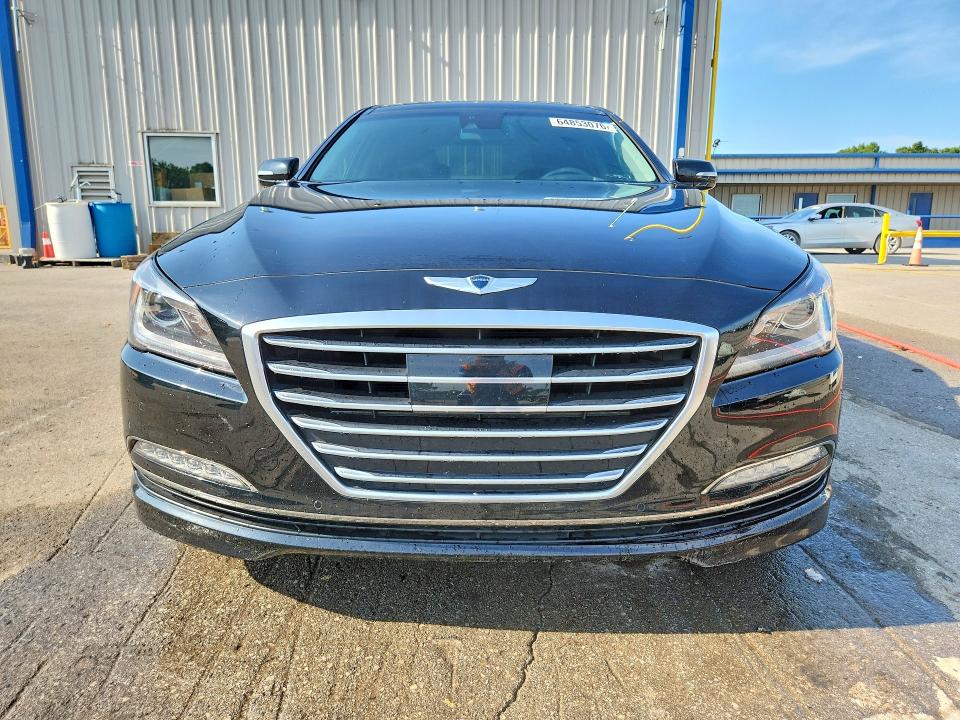 Photo 5 from auction – 2015 HYUNDAI GENESIS with VIN KMHGN4JF1FU068623
