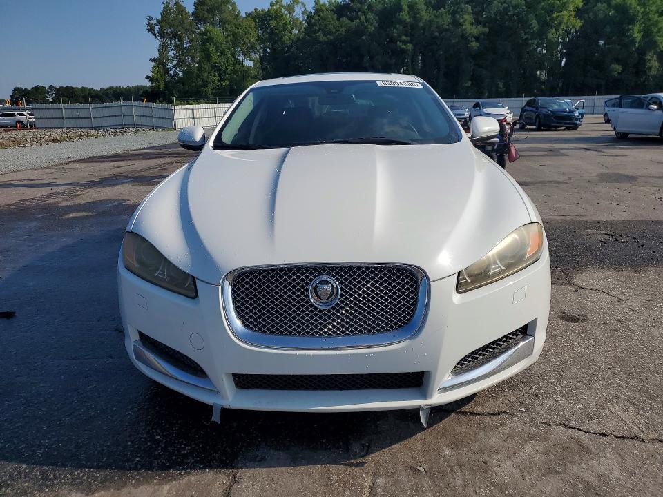 Photo 5 from auction – 2013 JAGUAR XF with VIN SAJWA0ES6DPS76294